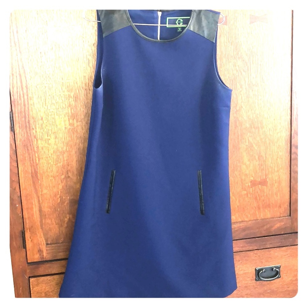 Women’s dress